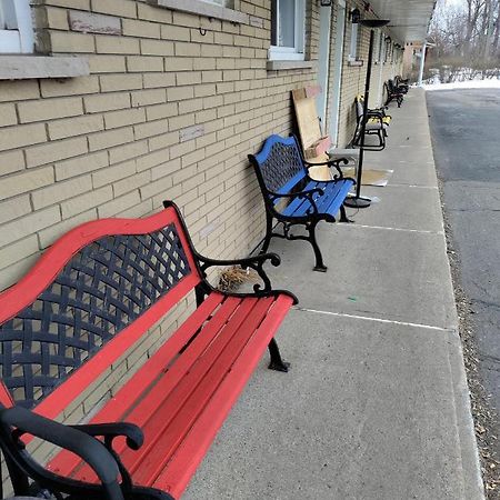 Motel Sainte Catherine Luaran gambar