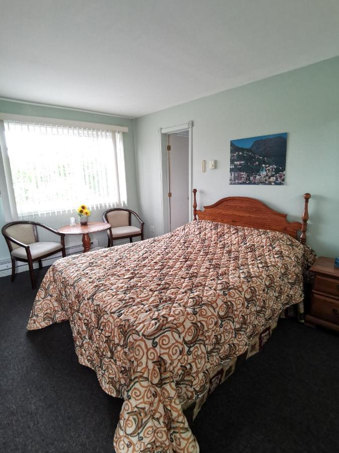Motel Sainte Catherine Luaran gambar