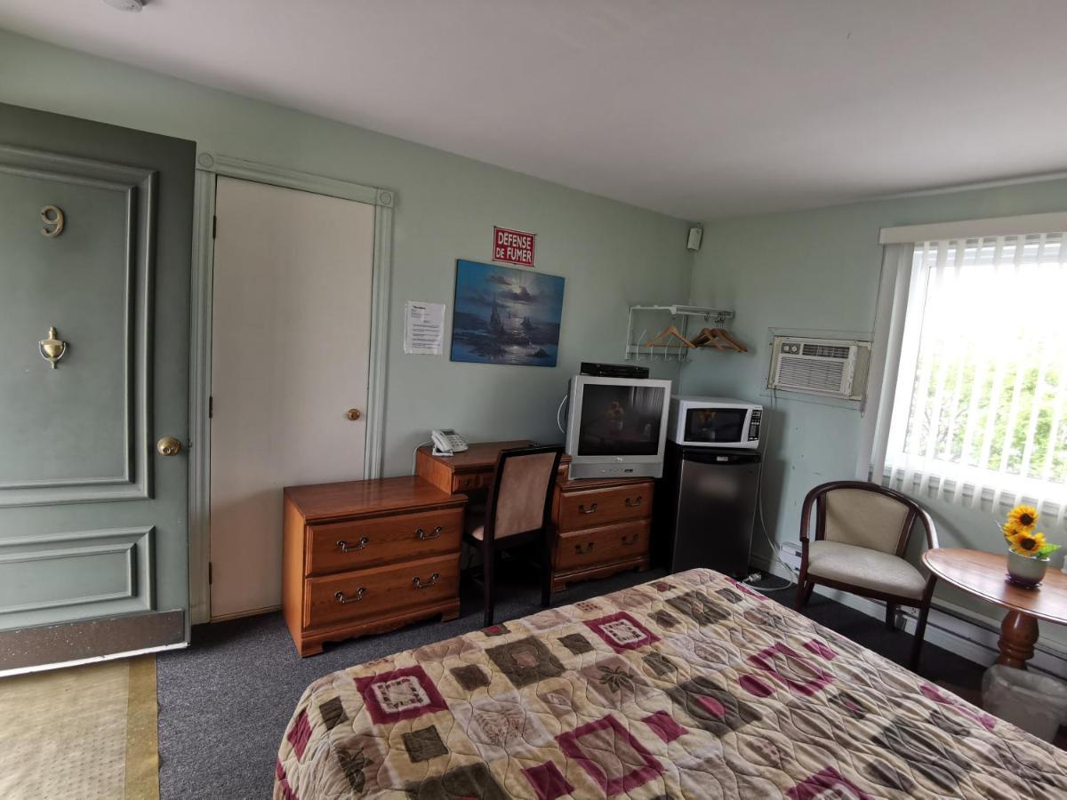 Motel Sainte Catherine Luaran gambar