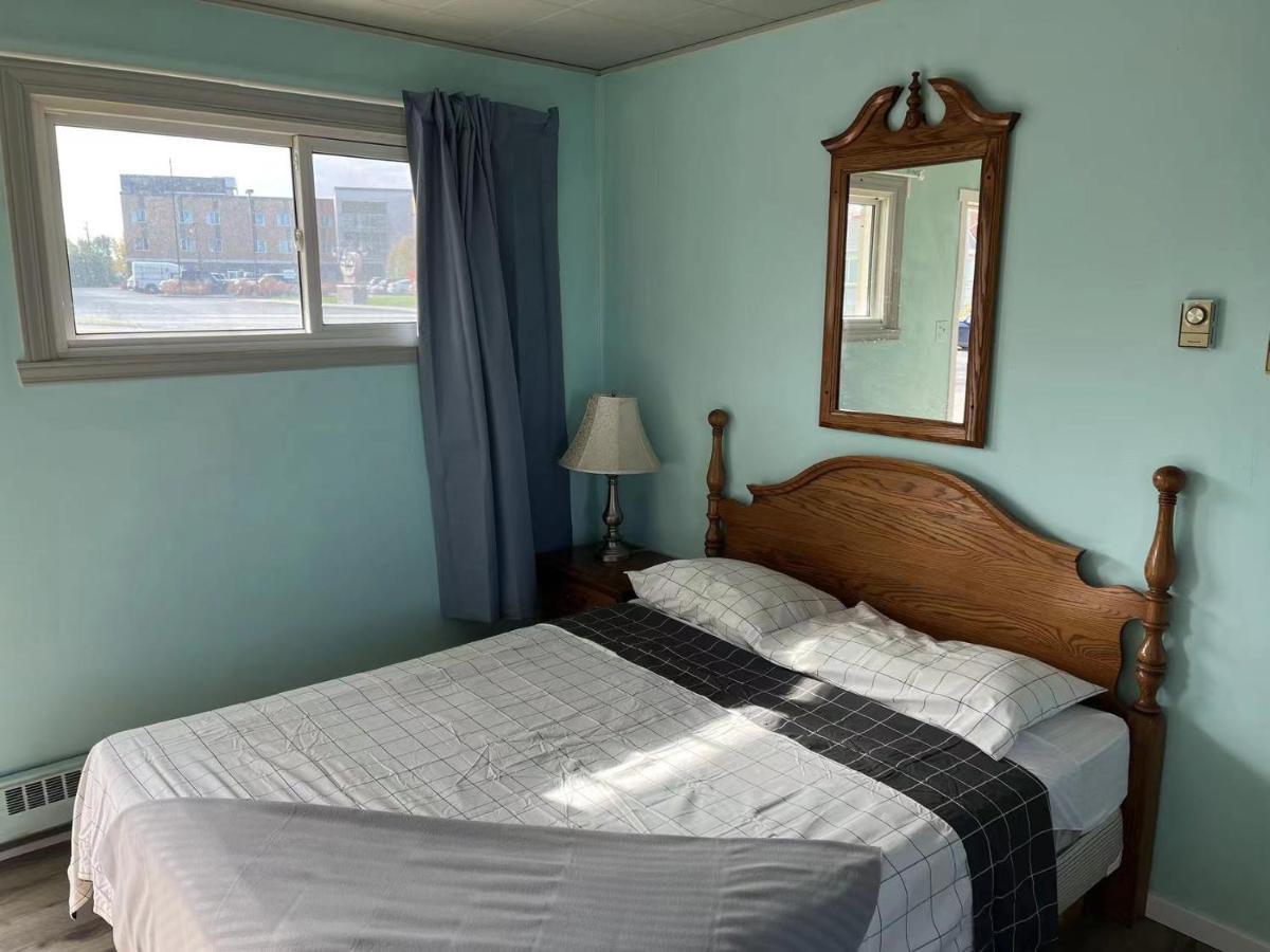 Motel Sainte Catherine Luaran gambar