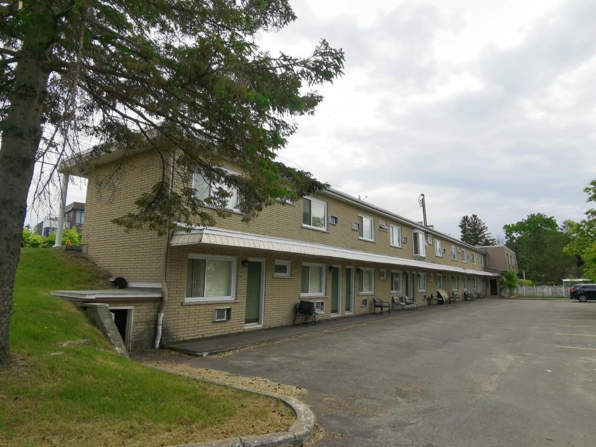 Motel Sainte Catherine Luaran gambar