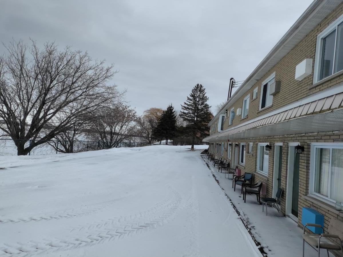 Motel Sainte Catherine Luaran gambar