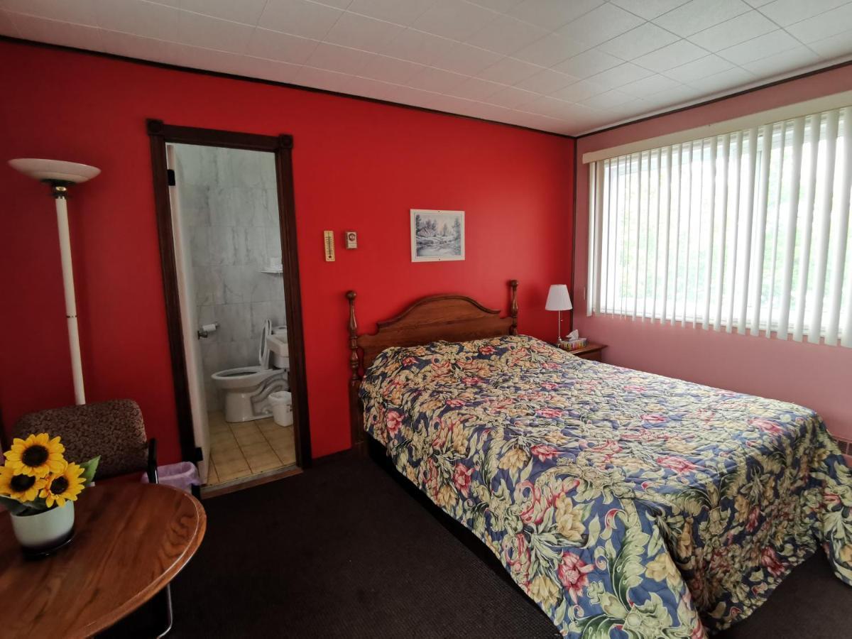 Motel Sainte Catherine Luaran gambar